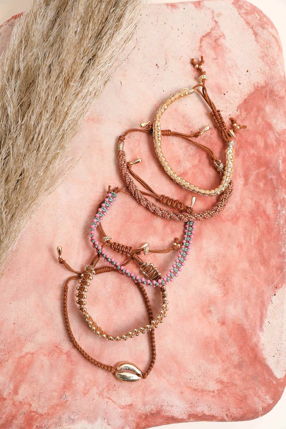 짠 스택형 비즈 팔찌